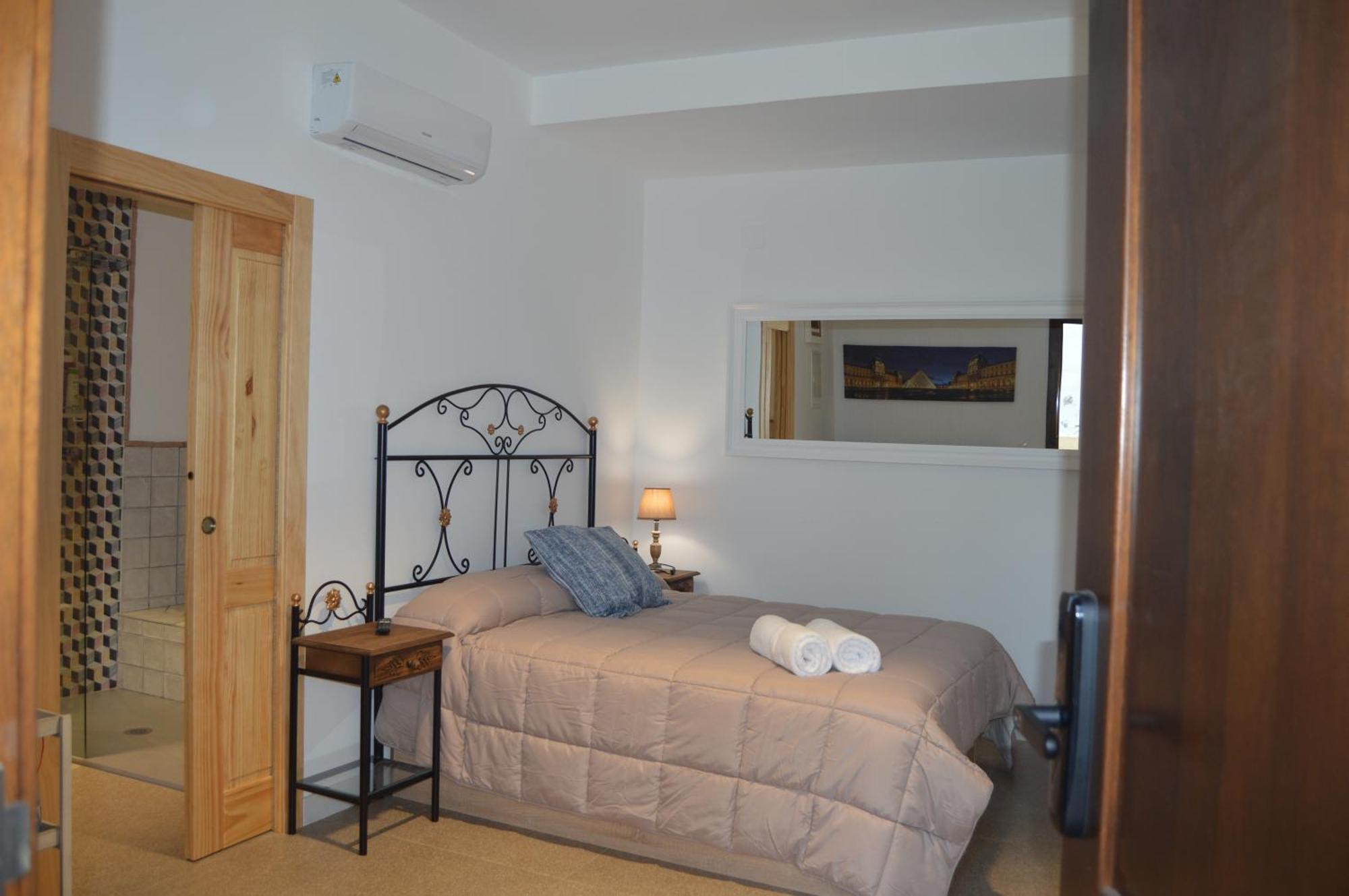 Apartamentos El Aljibe Relax Tourist กอร์โดบา ภายนอก รูปภาพ