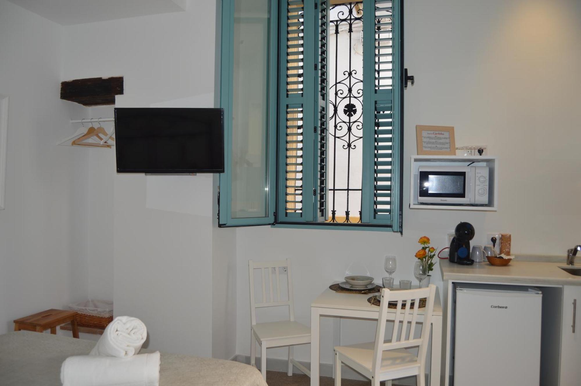 Apartamentos El Aljibe Relax Tourist กอร์โดบา ภายนอก รูปภาพ