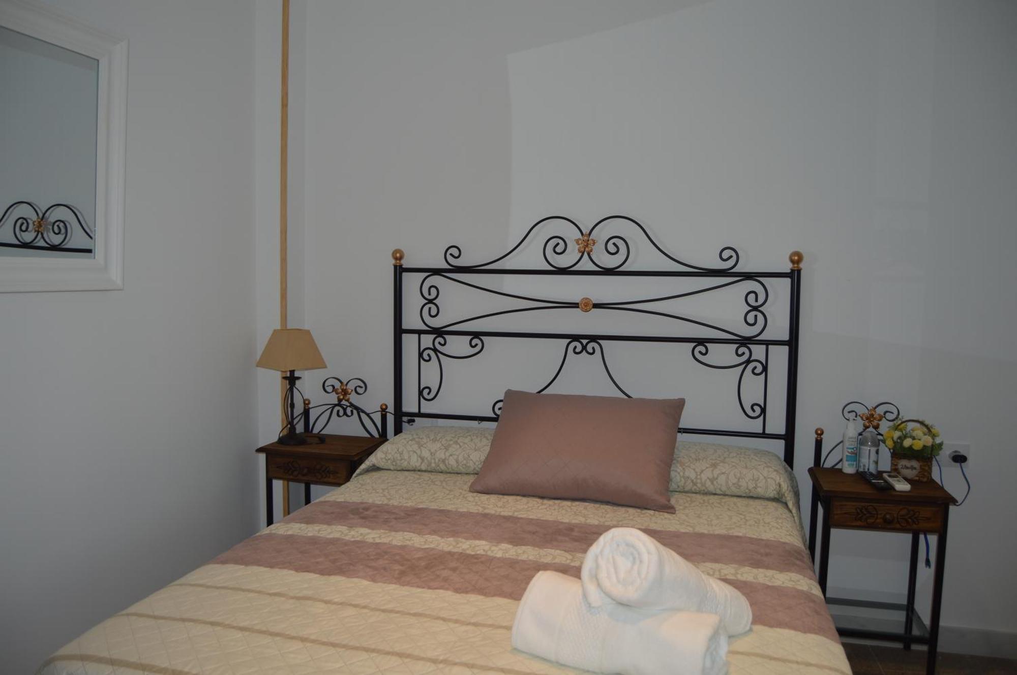 Apartamentos El Aljibe Relax Tourist กอร์โดบา ภายนอก รูปภาพ