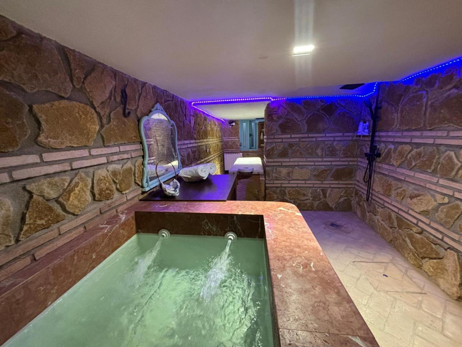 Apartamentos El Aljibe Relax Tourist กอร์โดบา ภายนอก รูปภาพ
